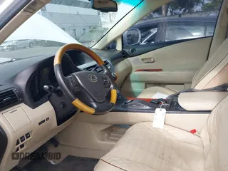 2011 Lexus RX 350 z VIN 2T2ZK1BA2BC052635, wystawiony jako IAAI lot #42514529 z przebiegiem 171 173 mil mil oraz . Historia ofert i sprzedaży dostępna na DreamBid. Obrazek 19.