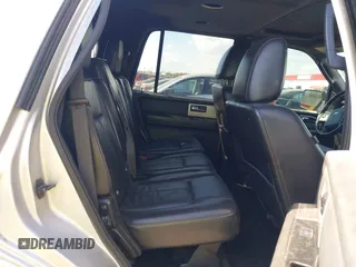 2013 Ford Expedition Limited z VIN 1FMJU1K55DEF45140, wystawiony jako IAAI lot #40653896 z przebiegiem 178 027 mil mil oraz . Historia ofert i sprzedaży dostępna na DreamBid. Obrazek 8.