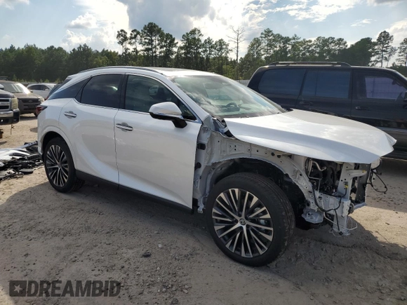 2024 Lexus RX with VIN 2T2BBMCA8RC042459, listed as a Copart auction lot 68277324 with 2,426 mi miles and Salvage Title. Bid and sale history available at carsss.com. Image 4.