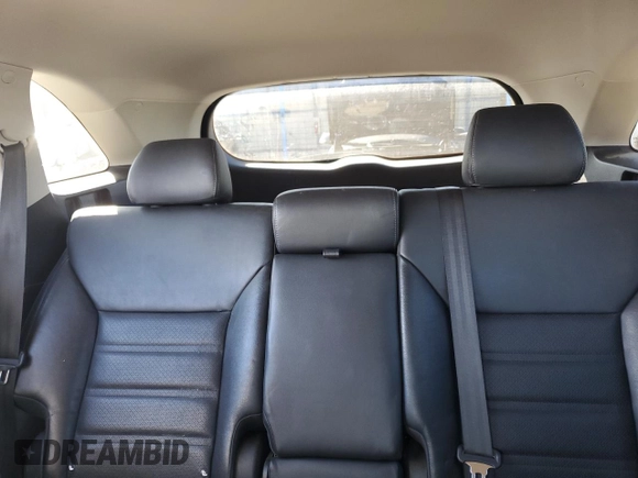 2016 Kia Sorento EX with VIN 5XYPHDA17GG146132, listed as a Copart auction lot 46819095 with 109,105 mi miles and Clean Title. Bid and sale history available at carsss.com. Image 10.