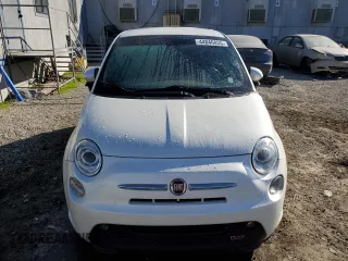2014 FIAT 500e with VIN 3C3CFFGE8ET266784, listed as a Copart auction lot 44840835 with 63,989 mi miles and Clean Title. Bid and sale history available at carsss.com. Image 5.