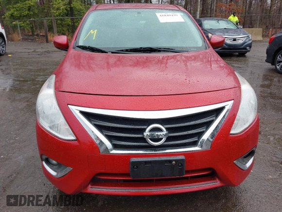 2015 Nissan Versa SV with VIN 3N1CN7AP7FL828807, listed as a IAAI auction lot 41849439 with 204,234 mi miles. Bid and sale history available at carsss.com. Image 13.