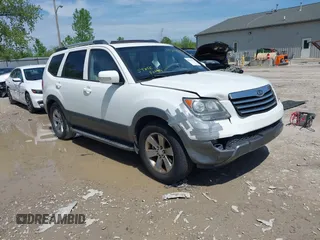 2009 Kia Borrego EX with VIN KNDJH741995016237, listed as a IAAI auction lot 42140573 with 161,269 mi miles. Bid and sale history available at carsss.com. Image 1.