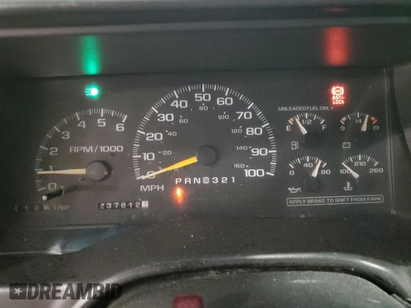 1997 Chevrolet Silverado 1500 with VIN 2GCEK19R8V1276249, listed as a Copart auction lot 52372655 with 237,612 mi miles and Salvage Title. Bid and sale history available at DreamBid. Image 9.