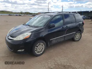 2010 Toyota Sienna XLE z VIN 5TDDK4CCXAS030310, wystawiony jako Copart lot #54557235 z przebiegiem 158 453 mil mil oraz Szkoda całkowita • Salvage title. Historia ofert i sprzedaży dostępna na DreamBid. Obrazek 1.