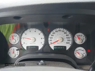 2004 Dodge 1500 SLT with VIN 1D7HU18N14S501962, listed as a IAAI auction lot 41528882 with 213,399 mi miles and . Bid and sale history available at carsss.com. Image 7.