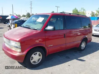 1998 Chevrolet Astro with VIN 1GNDM19W5WB131741, listed as a IAAI auction lot 41993985 with 87,362 mi miles. Bid and sale history available at carsss.com. Image 2.