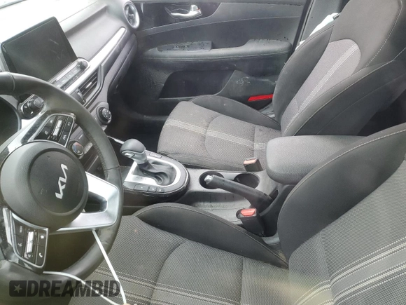 2023 Kia Forte GT-Line with VIN 3KPF34AD5PE559250, listed as a Copart auction lot 82473484 with 0 mi miles and Salvage Title. Bid and sale history available at carsss.com. Image 8.