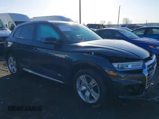2018 Audi Q5 Premium with VIN WA1ANAFY0J2005269, listed as a IAAI auction lot 41811924 with 63,227 mi miles. Bid and sale history available at carsss.com. Image 1.