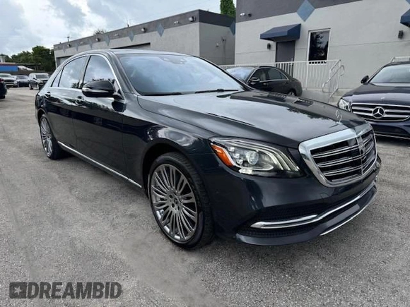 2020 Mercedes-Benz S-Class S 560 with VIN W1KUG8DB7LA559539, listed as a Copart auction lot 85827794 with 26,014 mi miles and Non Repairable. Bid and sale history available at carsss.com. Image 4.