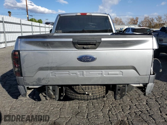 2020 Ford F-150 XL z VIN 1FTMF1E53LKF10121, wystawiony jako Copart lot #87309104 z przebiegiem 45 411 mil mil oraz Szkoda całkowita • Salvage title. Historia ofert i sprzedaży dostępna na DreamBid. Obrazek 6.