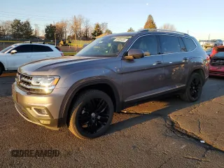 2019 Volkswagen Atlas SEL Premium z VIN 1V2NR2CA4KC621494, wystawiony jako Copart lot #49668485 z przebiegiem 27 102 mil mil oraz Szkody całkowita. Historia ofert i sprzedaży dostępna na DreamBid. Obrazek 1.