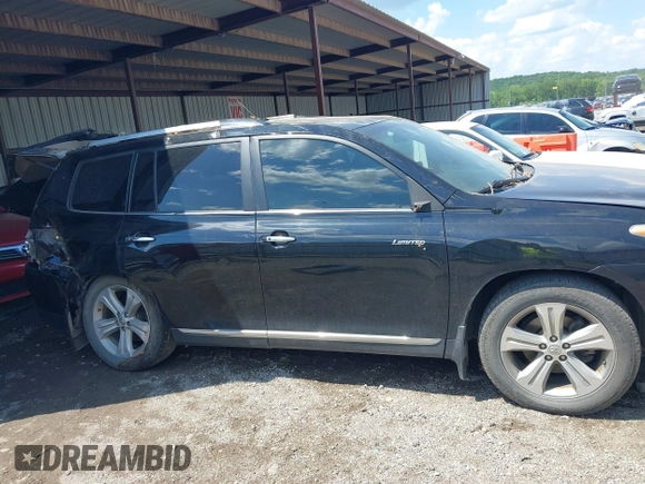 2013 Toyota Highlander Limited z VIN 5TDDK3EH1DS184444, wystawiony jako IAAI lot #42237051 z przebiegiem 247 444 mil mil oraz . Historia ofert i sprzedaży dostępna na DreamBid. Obrazek 14.