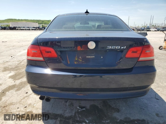 2008 BMW 3 Series 328xi z VIN WBAWC33558PD08407, wystawiony jako Copart lot #54255975 z przebiegiem 158 970 mil mil oraz Szkoda całkowita • Salvage title. Historia ofert i sprzedaży dostępna na DreamBid. Obrazek 6.