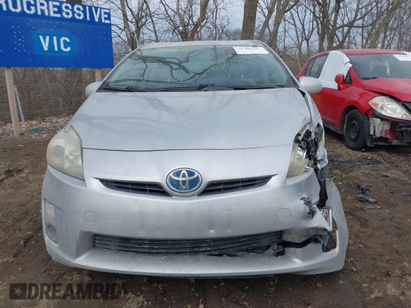 2010 Toyota Prius II with VIN JTDKN3DU8A0119389, listed as a IAAI auction lot 41705483 with 207,737 mi miles. Bid and sale history available at carsss.com. Image 13.