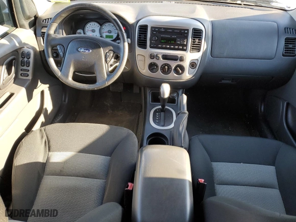 2007 Ford Escape XLT with VIN 1FMCU93167KB90522, listed as a Copart auction lot 43903705 with 80,750 mi miles and Salvage Title. Bid and sale history available at carsss.com. Image 8.