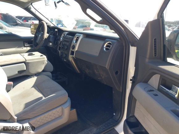 2013 Ford F-150 XL with VIN 1FTEW1CM5DFA90838, listed as a IAAI auction lot 41463090 with 225,287 mi miles. Bid and sale history available at carsss.com. Image 5.