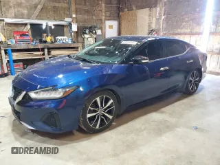 2021 Nissan Maxima SV z VIN 1N4AA6CV3MC509621, wystawiony jako Copart lot #50556985 z przebiegiem 83 205 mil mil oraz Szkoda całkowita • Salvage title. Historia ofert i sprzedaży dostępna na DreamBid. Obrazek 1.