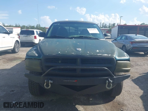 1998 Dodge Dakota with VIN 1B7FL22P3WS694381, listed as a IAAI auction lot 41930575 with 236,444 mi miles. Bid and sale history available at carsss.com. Image 13.
