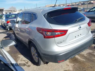 2020 Nissan Rogue Sport SL with VIN JN1BJ1CWXLW361803, listed as a IAAI auction lot 41141947 with 57,801 mi miles. Bid and sale history available at carsss.com. Image 3.