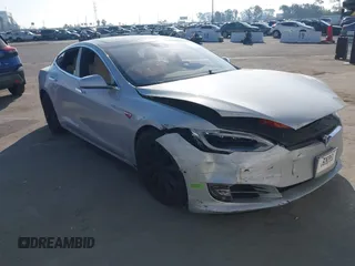 2016 Tesla Model S 90D с VIN 5YJSA1E23GF144496, выставлен на аукционе IAAI как лот 41372621 с пробегом 34 832 миль миль и . История ставок и продаж доступна на DreamBid. Изображение 1.