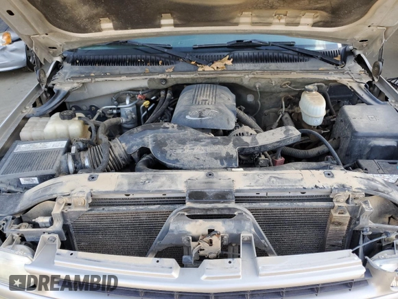 2005 Chevrolet Suburban Z71 with VIN 3GNFK16Z25G113295, listed as a Copart auction lot 47985685 with 0 mi miles and Salvage Title. Bid and sale history available at carsss.com. Image 12.