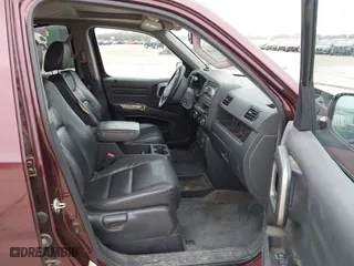 2014 Honda Ridgeline RTL with VIN 5FPYK1F52EB010700, listed as a IAAI auction lot 41490401 with 180,947 mi miles. Bid and sale history available at carsss.com. Image 5.