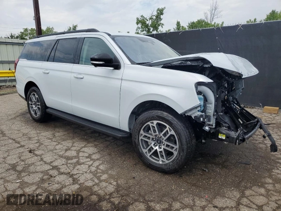 2025 Ford Expedition Max Active with VIN 1FMJK1J8XSEA22971, listed as a Copart auction lot 64187415 with Not provided miles and Clean title. Bid and sale history available at DreamBid. Image 4.