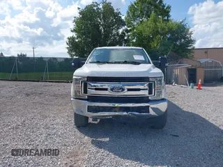 2017 Ford F-250 Lariat z VIN 1FT7W2B61HEC00975, wystawiony jako IAAI lot #42666032 z przebiegiem 72 664 mil mil oraz . Historia ofert i sprzedaży dostępna na DreamBid. Obrazek 6.