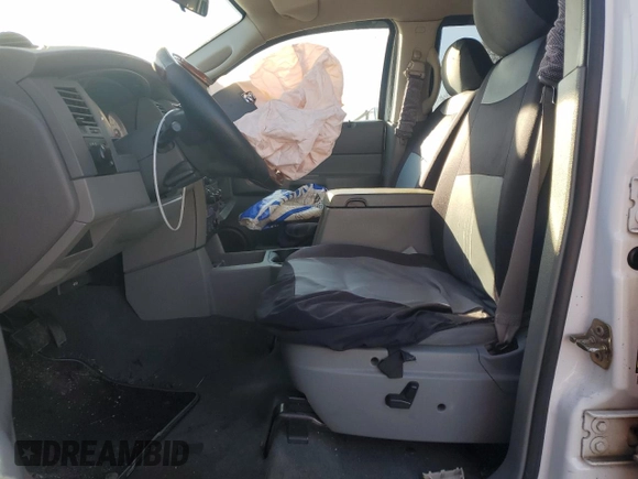 2005 Dodge Durango SLT with VIN 1D4HB48DX5F529653, listed as a Copart auction lot 44368905 with 136,743 mi miles and Salvage title. Bid and sale history available at DreamBid. Image 7.