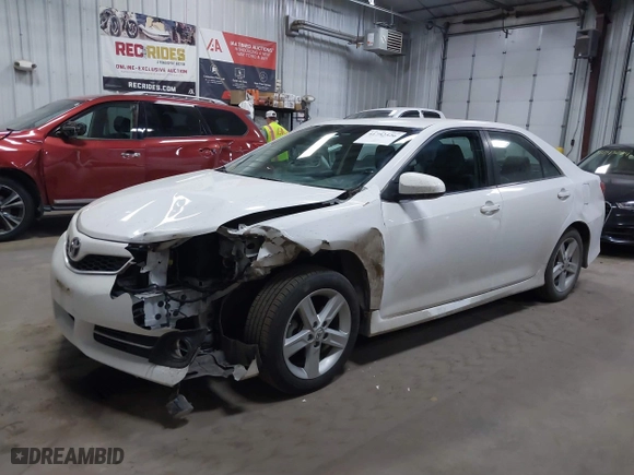2012 Toyota Camry L with VIN 4T1BF1FK0CU201864, listed as a IAAI auction lot 41752526 with 162,376 mi miles. Bid and sale history available at carsss.com. Image 17.