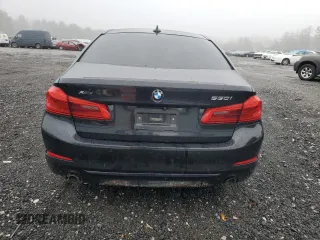 2018 BMW 5 Series 530i xDrive with VIN WBAJA7C59JG908065, listed as a Copart auction lot 84892164 with 468 mi miles and Salvage Title. Bid and sale history available at carsss.com. Image 6.