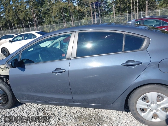 2016 Kia Forte LX with VIN KNAFK4A6XG5574307, listed as a IAAI auction lot 42078519 with 31,926 mi miles and . Bid and sale history available at carsss.com. Image 15.