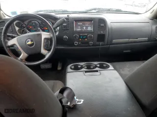 2010 Chevrolet Silverado 1500 LT with VIN 1GCSKSE34AZ298230, listed as a Copart auction lot 47640145 with 190,583 mi miles and Salvage Title. Bid and sale history available at carsss.com. Image 8.
