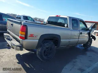 1999 Chevrolet Silverado 1500 LT with VIN 2GCEK19T5X1181582, listed as a IAAI auction lot 41478706 with 175,534 mi miles. Bid and sale history available at carsss.com. Image 14.