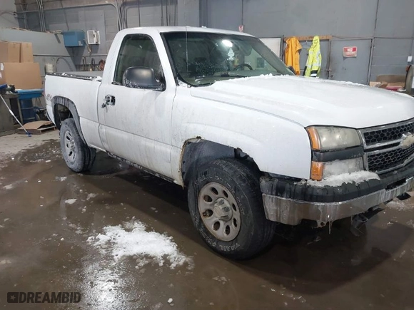 2007 Chevrolet Silverado 1500 Classic Work Truck with VIN 1GCEK14X17Z148323, listed as a IAAI auction lot 41605422 with 223,468 mi miles. Bid and sale history available at carsss.com. Image 1.