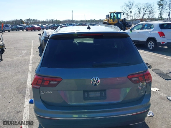 2021 Volkswagen Tiguan SE with VIN 3VV2B7AX3MM116529, listed as a IAAI auction lot 41839843 with 45,287 mi miles. Bid and sale history available at carsss.com. Image 17.
