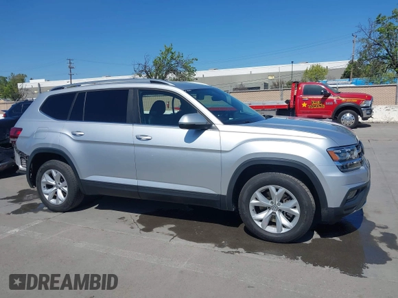 2018 Volkswagen Atlas SE с VIN 1V2DR2CA9JC502205, выставлен на аукционе IAAI как лот 41983821 с пробегом 99 618 миль миль и . История ставок и продаж доступна на DreamBid. Изображение 14.