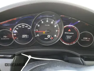 2019 Porsche Cayenne с VIN WP1AA2AY5KDA13984, выставлен на аукционе Copart как лот 56210745 с пробегом 49 366 миль миль и Списание • Salvage title. История ставок и продаж доступна на DreamBid. Изображение 9.