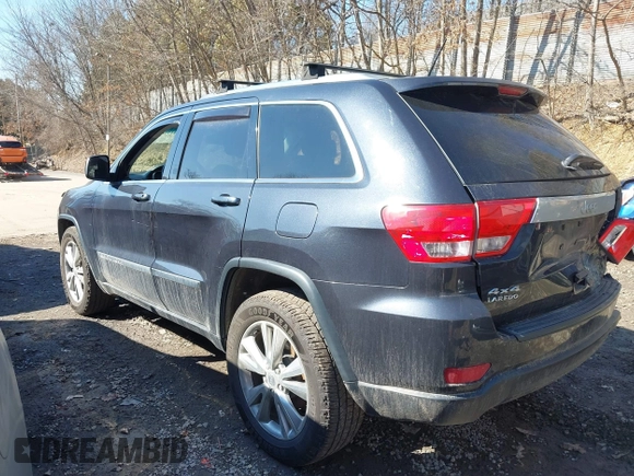 2013 Jeep Grand Cherokee Laredo with VIN 1C4RJFAG4DC653079, listed as a IAAI auction lot 41726726 with 152,356 mi miles. Bid and sale history available at carsss.com. Image 3.