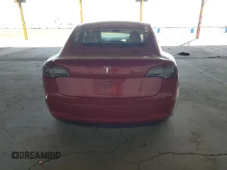 2018 Tesla Model 3 Long Range Battery z VIN 5YJ3E1EB9JF100616, wystawiony jako Copart lot #47430685 z przebiegiem 45 804 mil mil oraz Szkody całkowita. Historia ofert i sprzedaży dostępna na DreamBid. Obrazek 6.