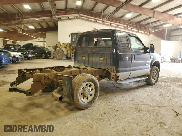 2005 Ford F-250 XL with VIN 1FTSX21P65EB68635, listed as a Copart auction lot 49042045 with Not Provided miles and Clean Title. Bid and sale history available at DreamBid. Image 3.