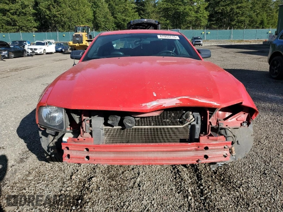 2008 Ford Mustang Deluxe z VIN 1ZVHT80NX85126043, wystawiony jako Copart lot #47953715 z przebiegiem 213 529 mil mil oraz Szkoda całkowita • Salvage title. Historia ofert i sprzedaży dostępna na DreamBid. Obrazek 5.