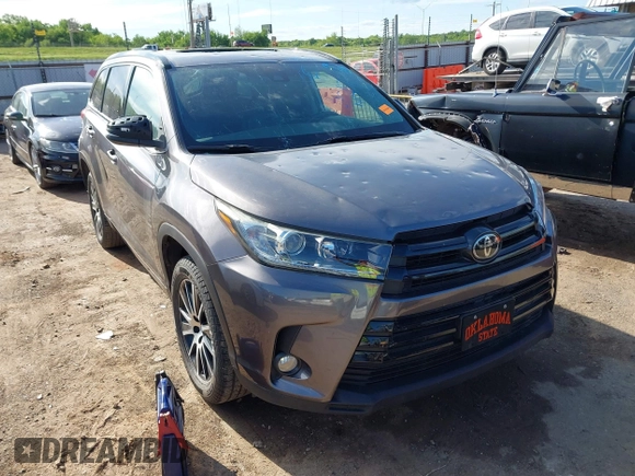 2018 Toyota Highlander SE with VIN 5TDKZRFH4JS548677, listed as a IAAI auction lot 42171321 with 94,205 mi miles and . Bid and sale history available at DreamBid. Image 1.