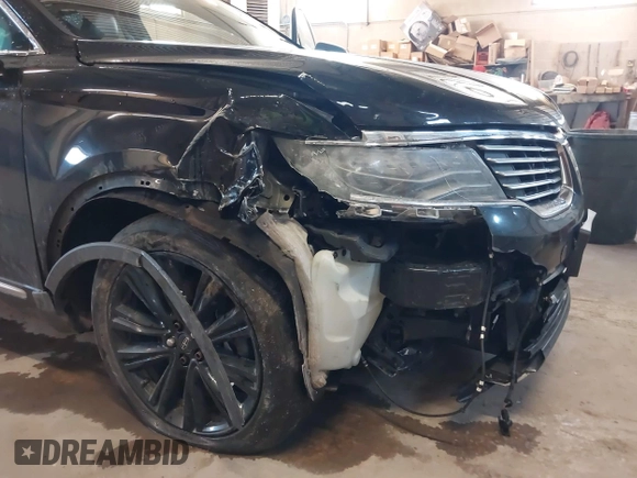2016 Lincoln MKX Reserve with VIN 2LMTJ8LP2GBL29583, listed as a IAAI auction lot 41424665 with 140,061 mi miles and . Bid and sale history available at DreamBid. Image 6.