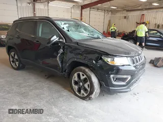2019 Jeep Compass Limited with VIN 3C4NJDCB3KT646226, listed as a IAAI auction lot 42406026 with 34,494 mi miles and . Bid and sale history available at DreamBid. Image 1.