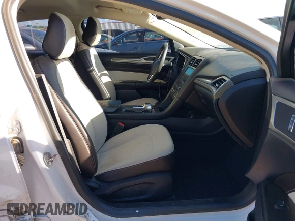 2020 Ford Fusion SE with VIN 3FA6P0HD2LR230033, listed as a IAAI auction lot 41815896 with 78,627 mi miles. Bid and sale history available at carsss.com. Image 5.