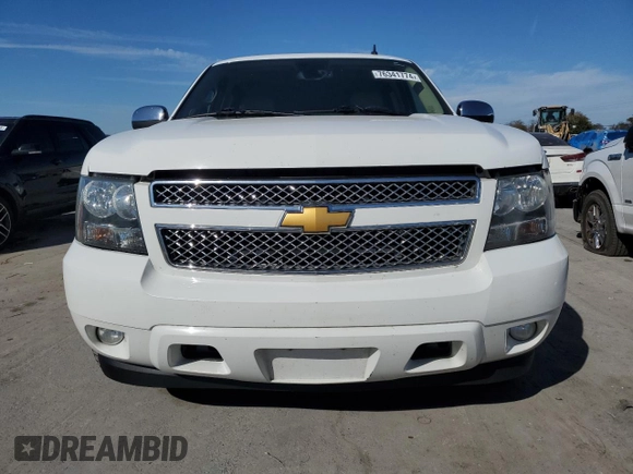 2008 Chevrolet Suburban LTZ with VIN 3GNFC160X8G215320, listed as a Copart auction lot 76341774 with 251,891 mi miles and Salvage Title. Bid and sale history available at carsss.com. Image 5.