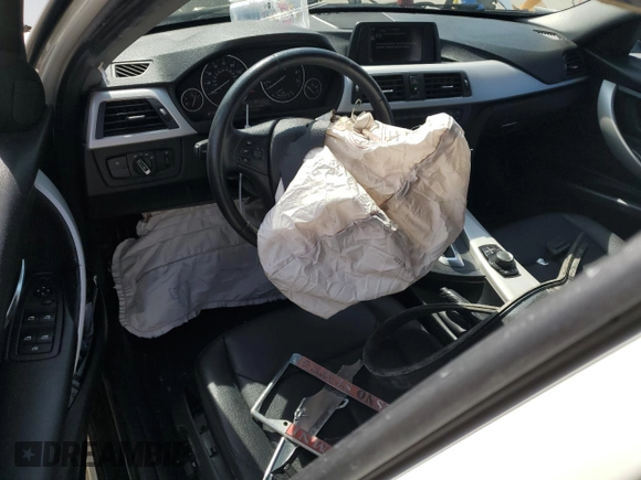 2015 BMW 3 Series 320i with VIN WBA3B1C54FK136422, listed as a Copart auction lot 48638055 with 140,614 mi miles and Salvage Title. Bid and sale history available at carsss.com. Image 8.