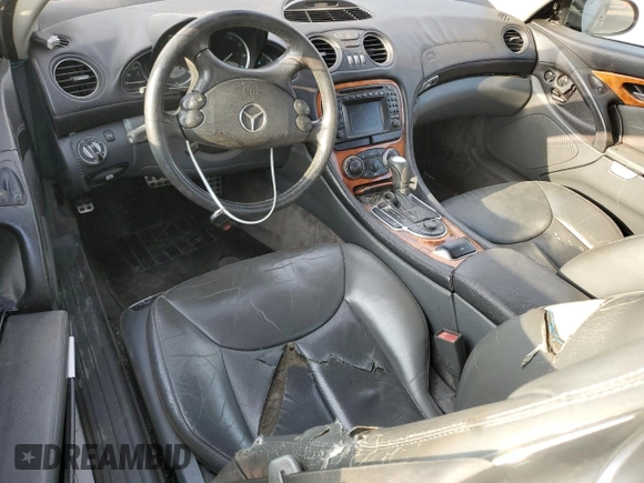 2004 Mercedes-Benz SL 500 z VIN WDBSK75F84F075216, wystawiony jako Copart lot #53121515 z przebiegiem Nie podano mil oraz Szkoda całkowita • Salvage title. Historia ofert i sprzedaży dostępna na DreamBid. Obrazek 8.